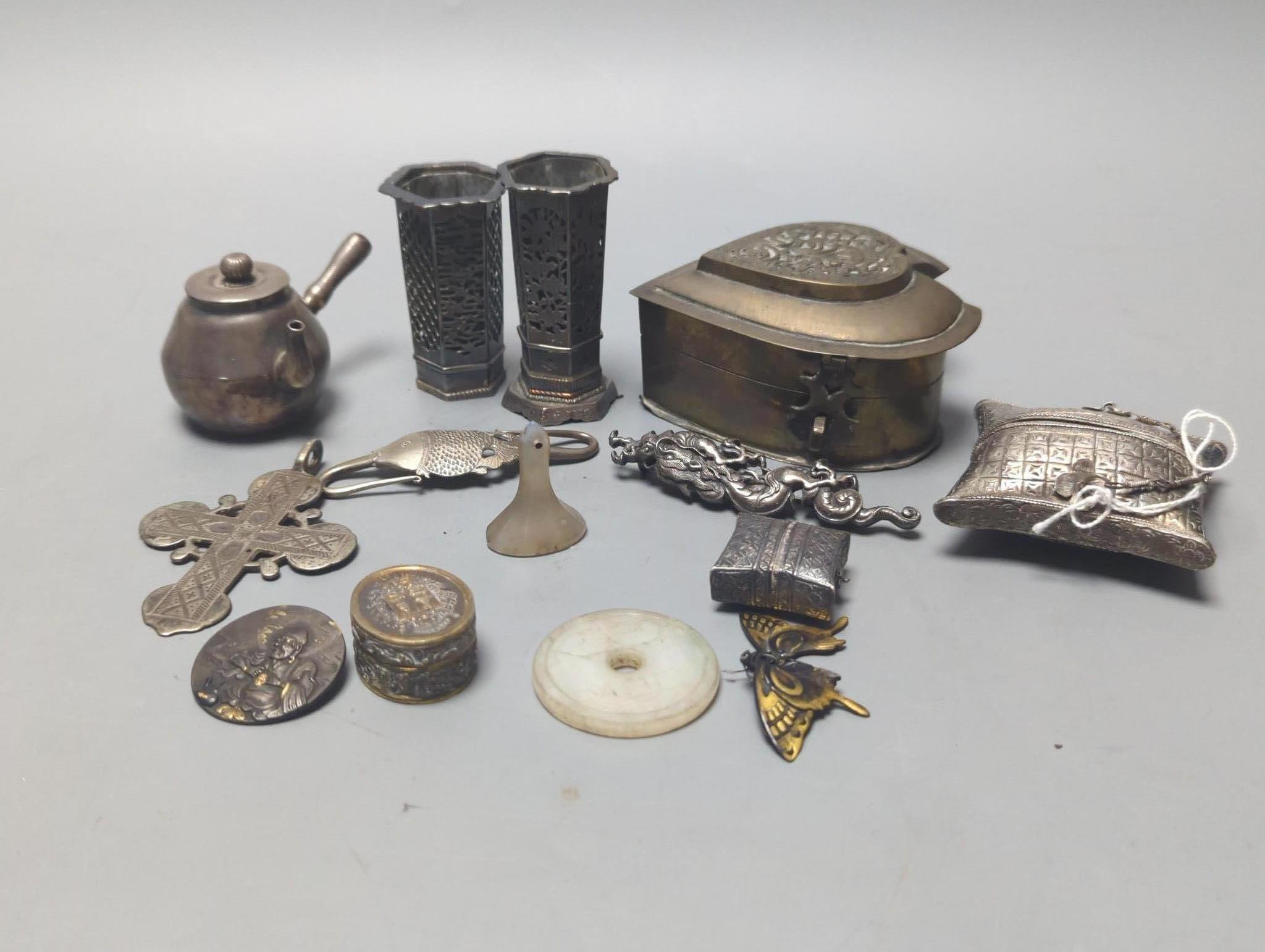 A group of Asian and other small collectables, white metal, brass etc